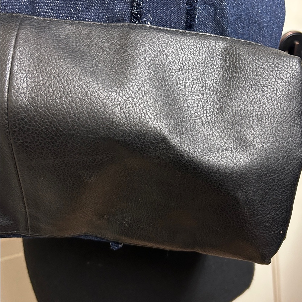 Tote, Dark blue Jean material with a black bottom, zipper pocket on interior - Picture 3 of 7